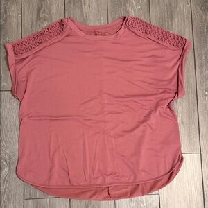 Cupio Mauve Short Sleeve Top